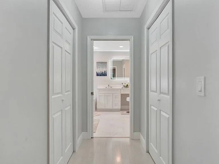 9066 NW 52nd Ct — Photo 15