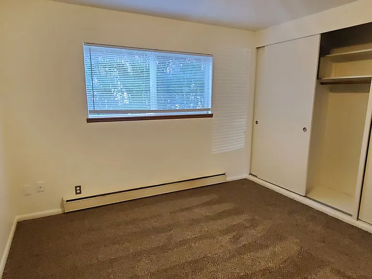 615 S Alder St #3 — Photo 6