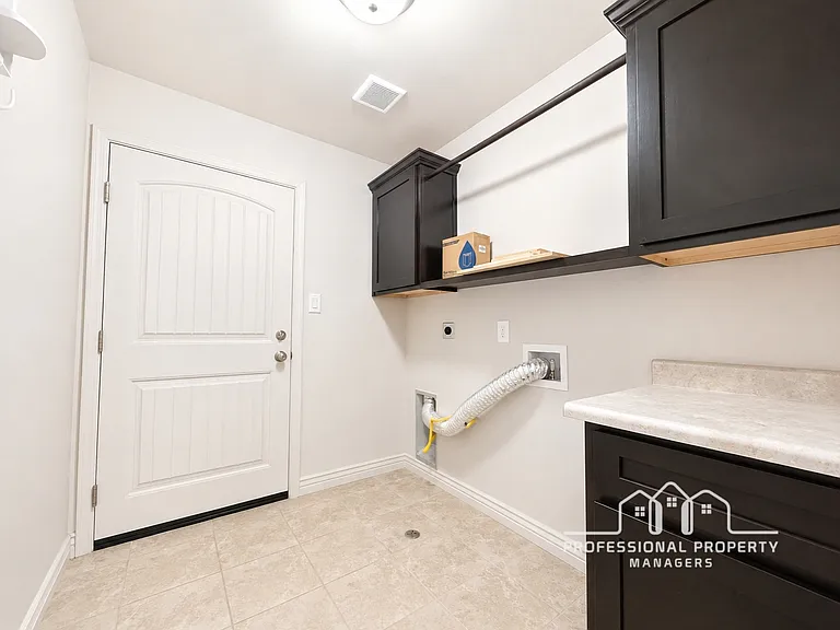 10203 E 34th Pl — Photo 19