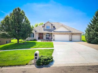 3107 Golf View Dr, Norfolk, NE 68701
