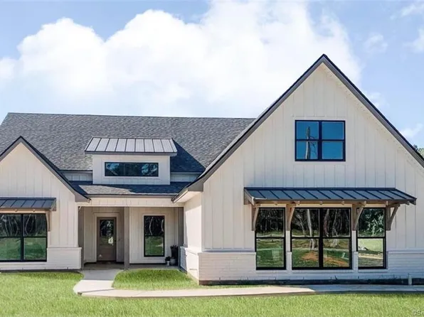 0 East Street South, Suffield, CT 06078