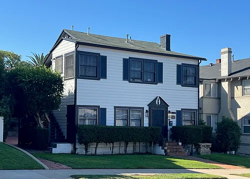 2449 A St Photo 1