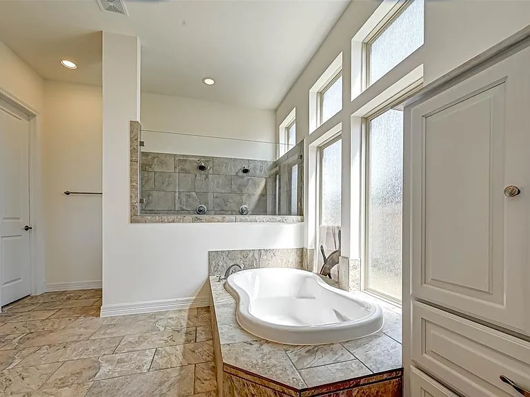 28214 Evergreen Cove Ln — Photo 35