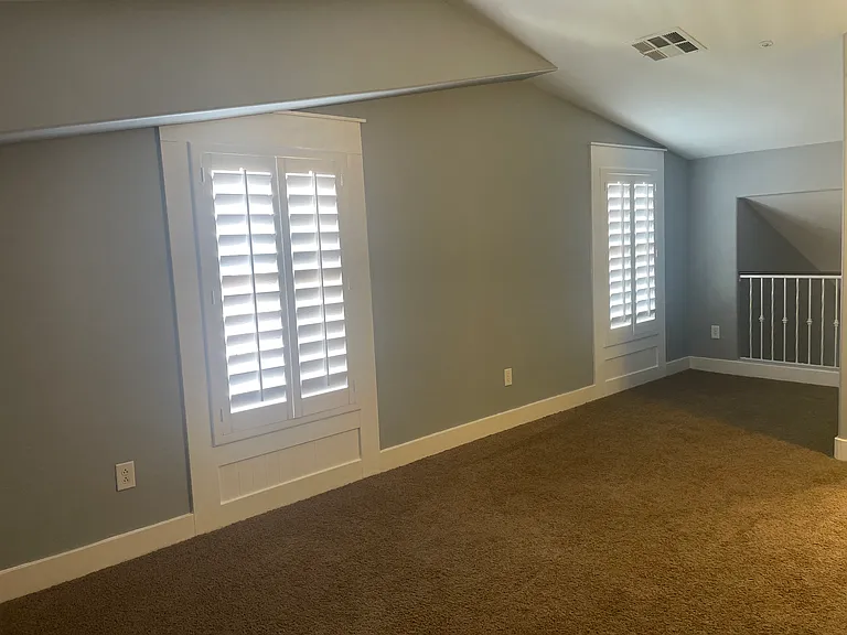 1360 S Sabino Dr — Photo 14