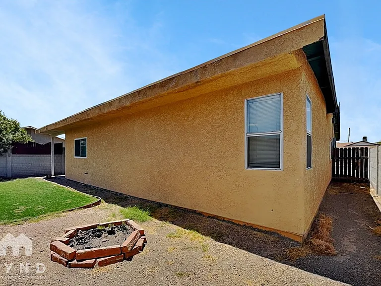 1908 Allen Ave — Photo 22