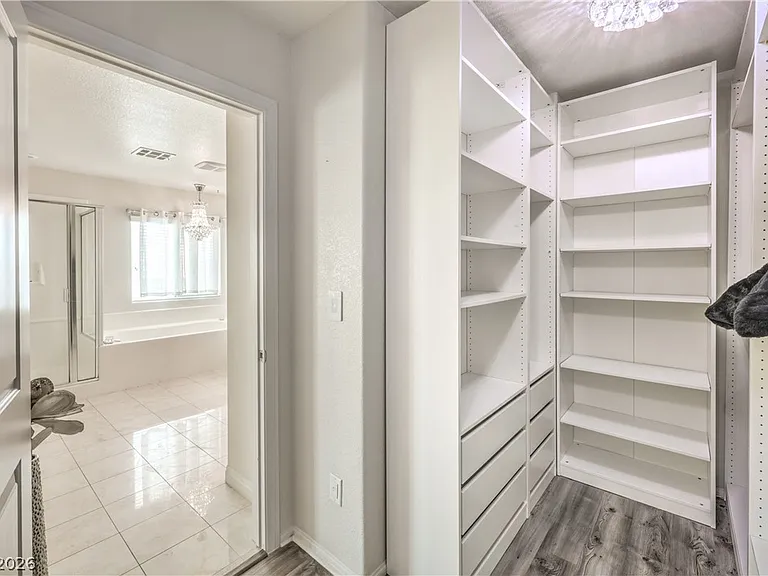 9624 Aberdeen Ridge Ct — Photo 14
