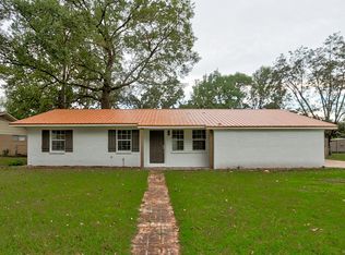 631 Mary Ann Dr, Pearl, MS 39208