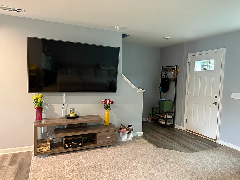 220 Burr Oak Ln — Photo 7