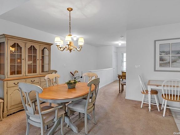 5th image of 1044 Savoy Dr #1044