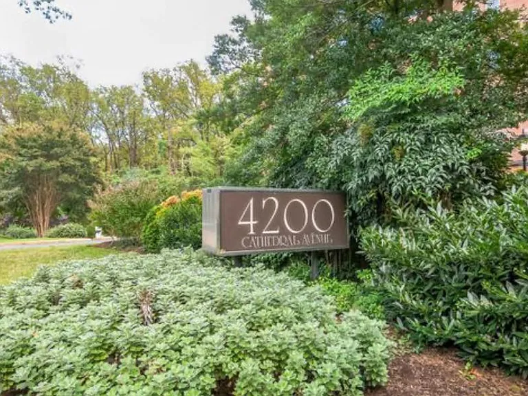 4200 Cathedral Ave NW #509 — Photo 3