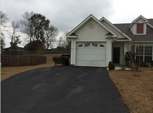 668 Spring Lake Dr W, Mobile, AL 36695