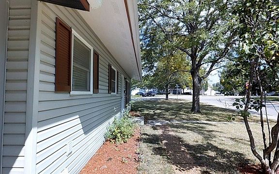 2nd image of 235 Butte Ln