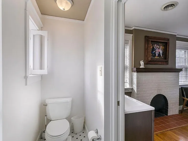 7446 Byron Pl — Photo 2