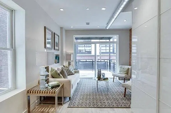 1 bed, 1.5 bath, 900 sqft, $3,200 — Photo 2