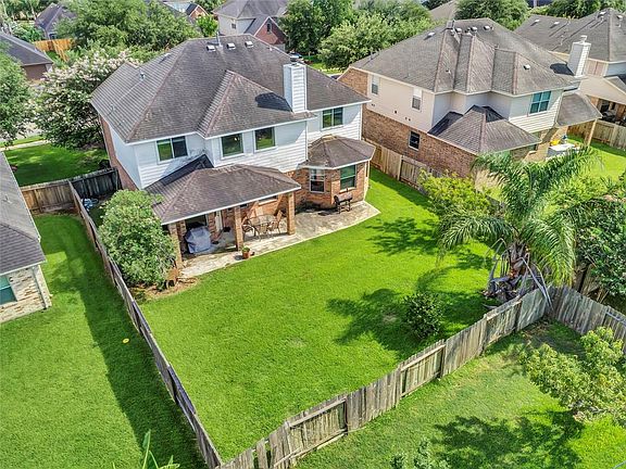 4th image of 10111 Erin Glen Way