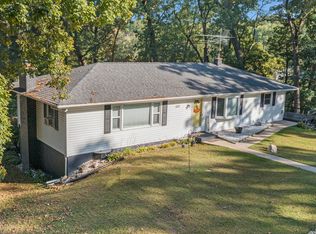 1055 Woodland Bch, Battle Creek, MI 49014