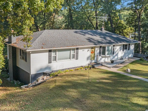 1055 Woodland Bch, Battle Creek, MI 49014
