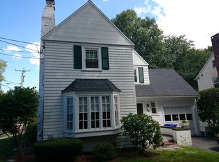 277 Russett Rd, Brookline, MA 02467