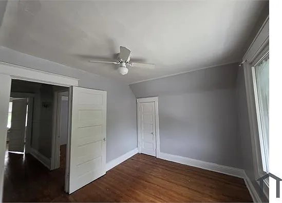 3 bed, 2200 sqft, $1,650 — Photo 1