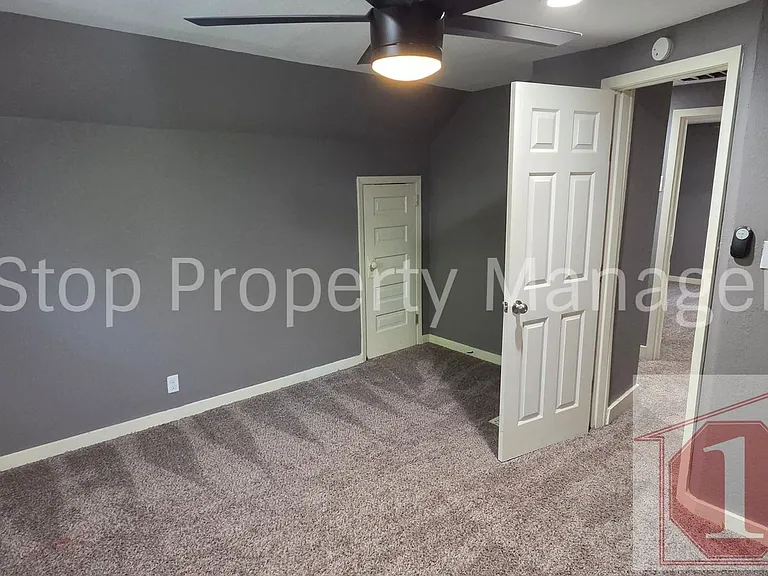 501 Kensington Ave — Photo 14