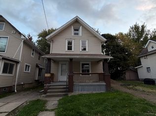 1048 Fairbanks Pl, Akron, OH 44306