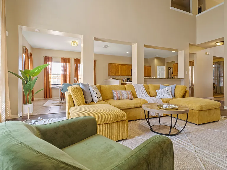 22903 Thistlebury Ln — Photo 4