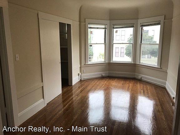 4th image of 3990 18th St APT 4