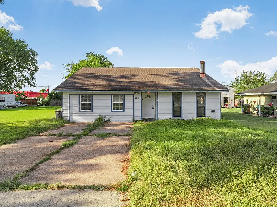 7009 Sprague Ave
