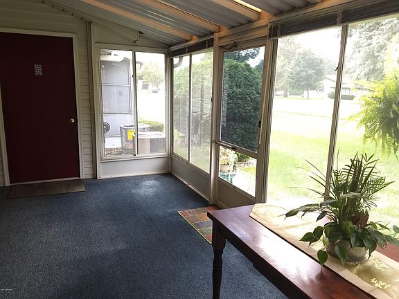 4th image of 7446 Pinegrove Dr #58