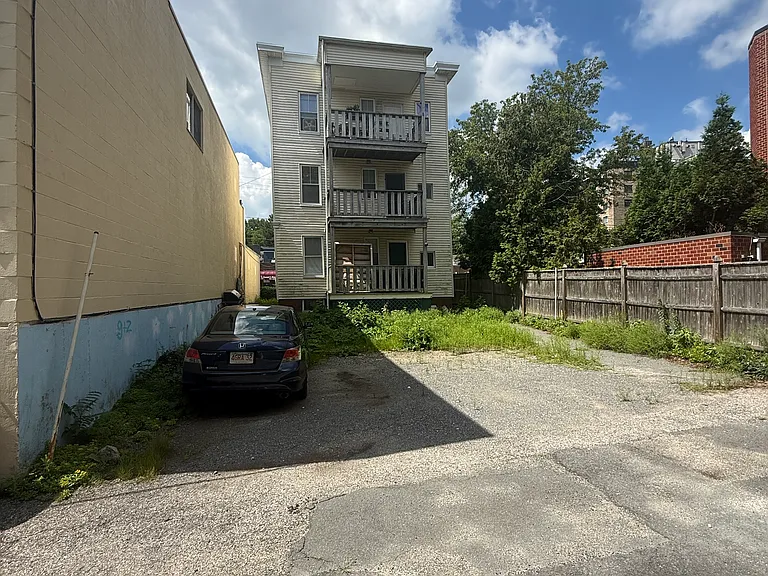 969 Massachusetts Ave #2 — Photo 14