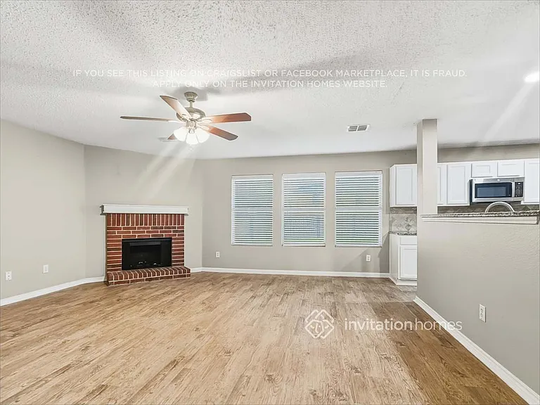 3128 Teodoro Dr — Photo 7