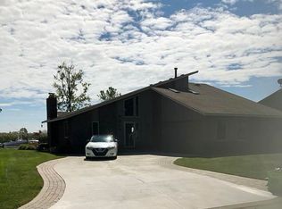 7317 Parklane Dr, Algonac, MI 48001