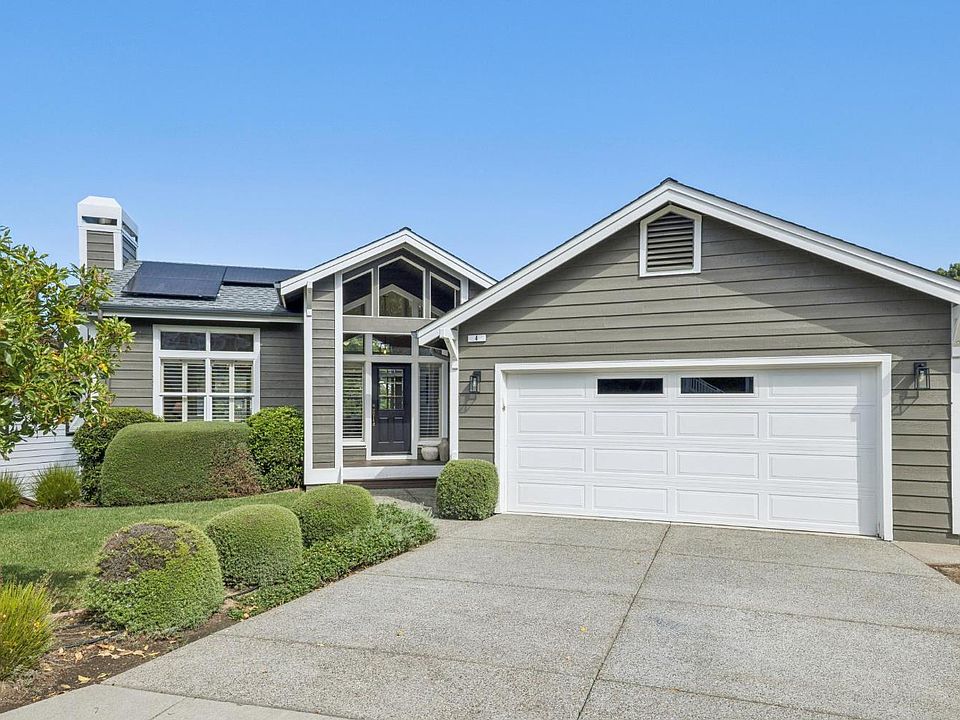 1st image of 4 Meadow Ridge Drive