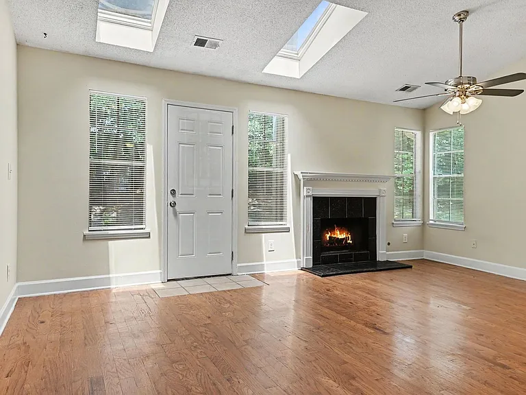 3543 Broad Oak Ct — Photo 3