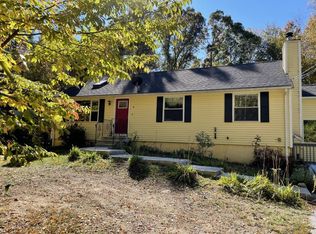 9 Hollow Oak Dr, Sandown, NH 03873