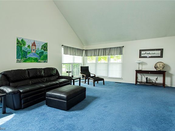 4th image of 23366 Grist Mill Ct #16-2
