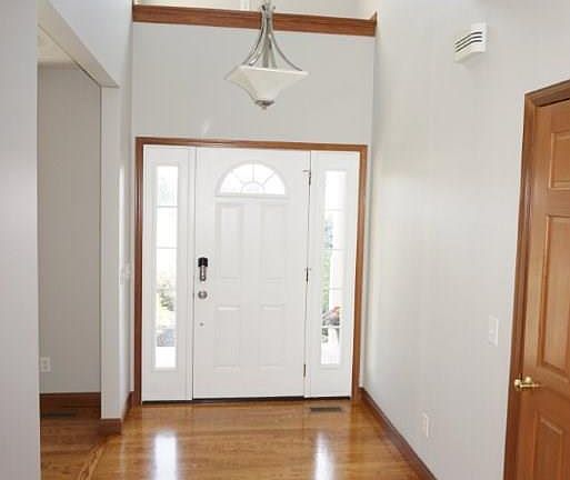 3rd image of 16239 Forest Lake Dr