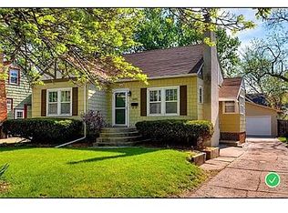 2501 44th St, Des Moines, IA 50310