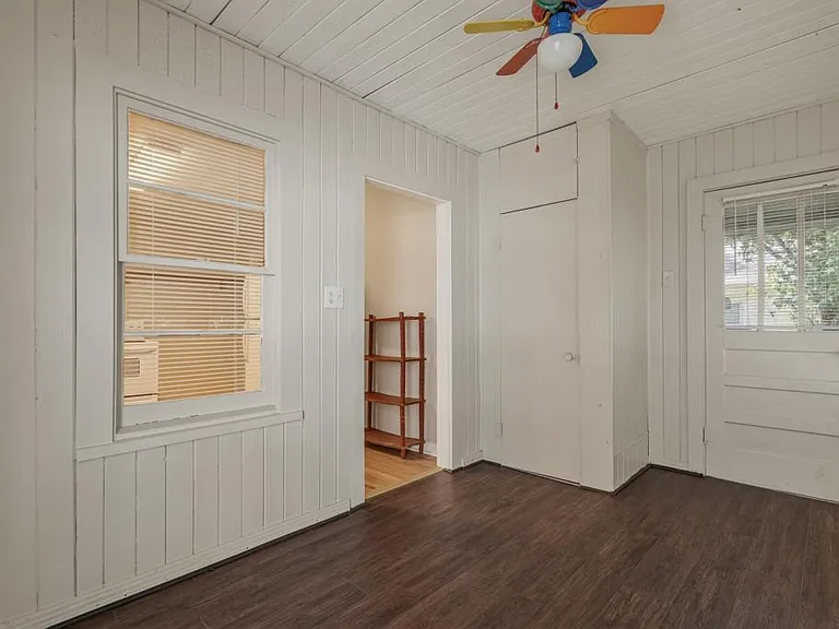102 Chitwood St — Photo 15