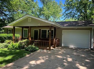 4609 Short Dr, High Ridge, MO 63049