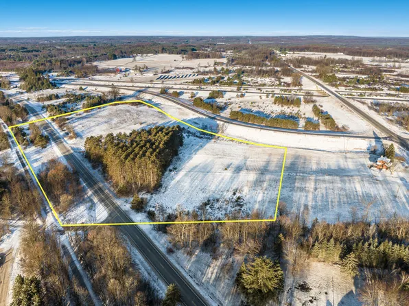 13751 Mackinaw Trl, Leroy, MI 49655