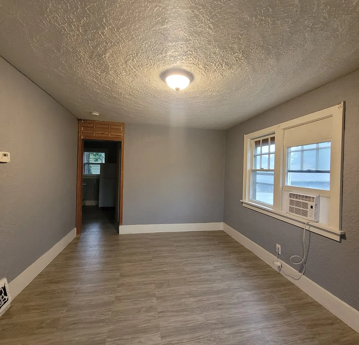 2 bed, $1,025 — Photo 2