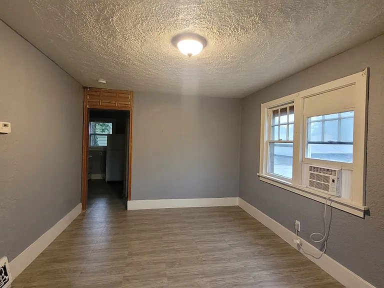 403 S Pine St #403 — Photo 2