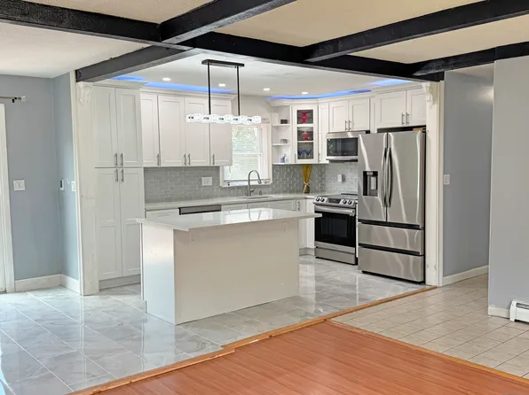 425 Scott Road, Waterbury, CT 06705