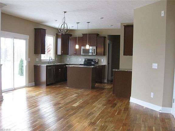 5th image of 11397 Reserve Way