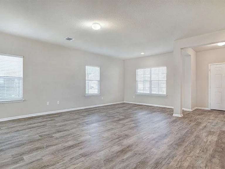 3207 Tilmon Ln — Photo 11