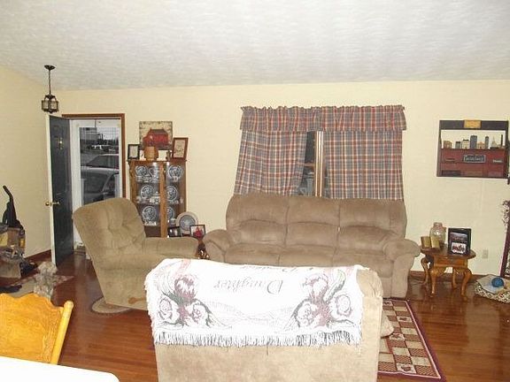 5th image of 8018 Shelby St