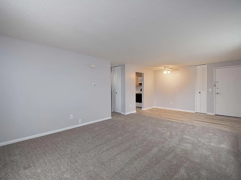 Highland Bay Apartments — Photo 2
