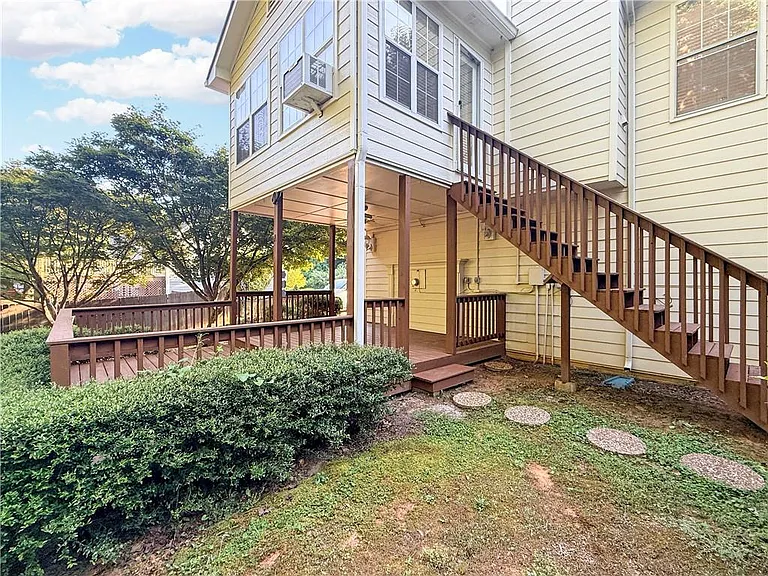 5885 Sarah Orr Ln — Photo 24
