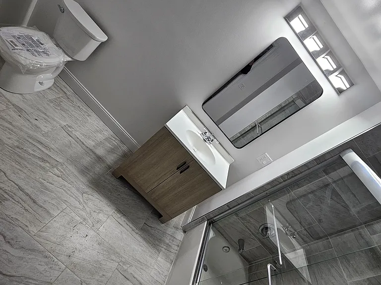406 Main St #2 — Photo 29